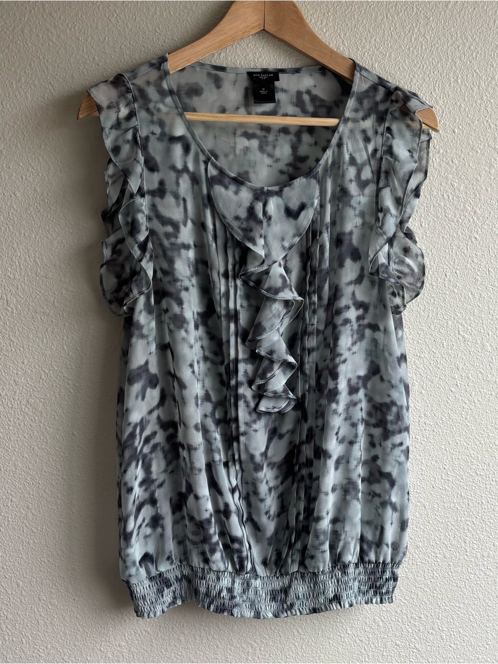 Ann Taylor Loft Gray Ruffle Front Sleeveless Blouse